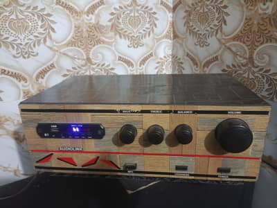 Audiolink Amplifier 2500w with subwoofer system