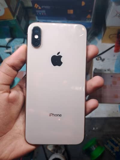 I phone xs 256GB Memory