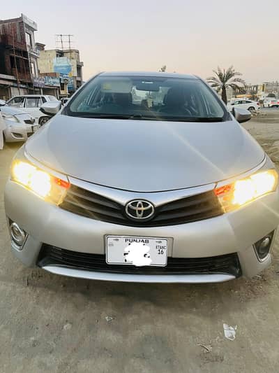 Toyota Corolla gli 2015 model