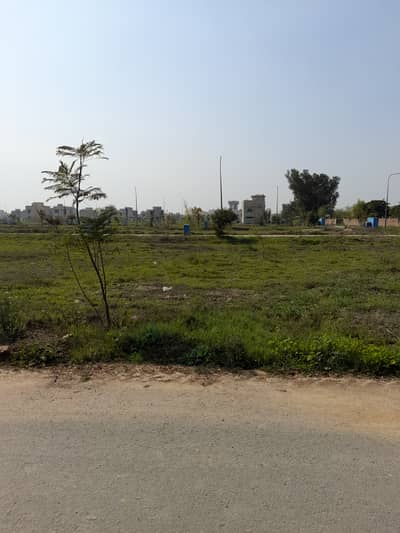 1 Kanal Residential NEAR PARK Plot No 635 For Sale In DHA Phase 8 Block S