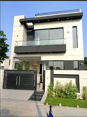DHA 9 TOWN 5 MARLA BRAND NEW HOUSE PRIME LOCATION