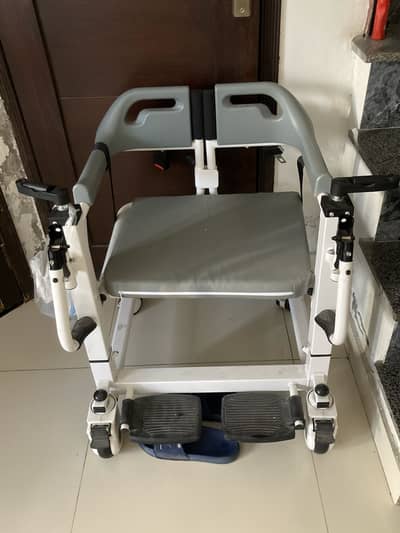 Patient chair . . supreme quality