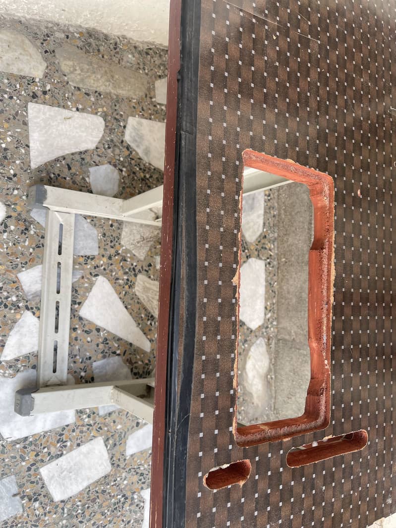 Sewing Machine Table 5