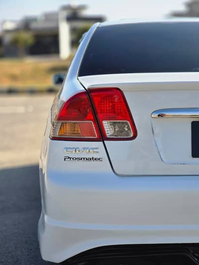 Honda Civic 2005 UG Prosmatic