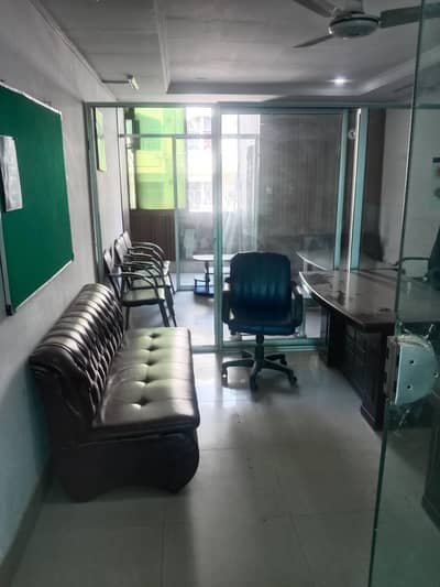 BLUE AREA FURNISHED OFFICE 350-SQUARE FEET FOR RENT AVAILABLE