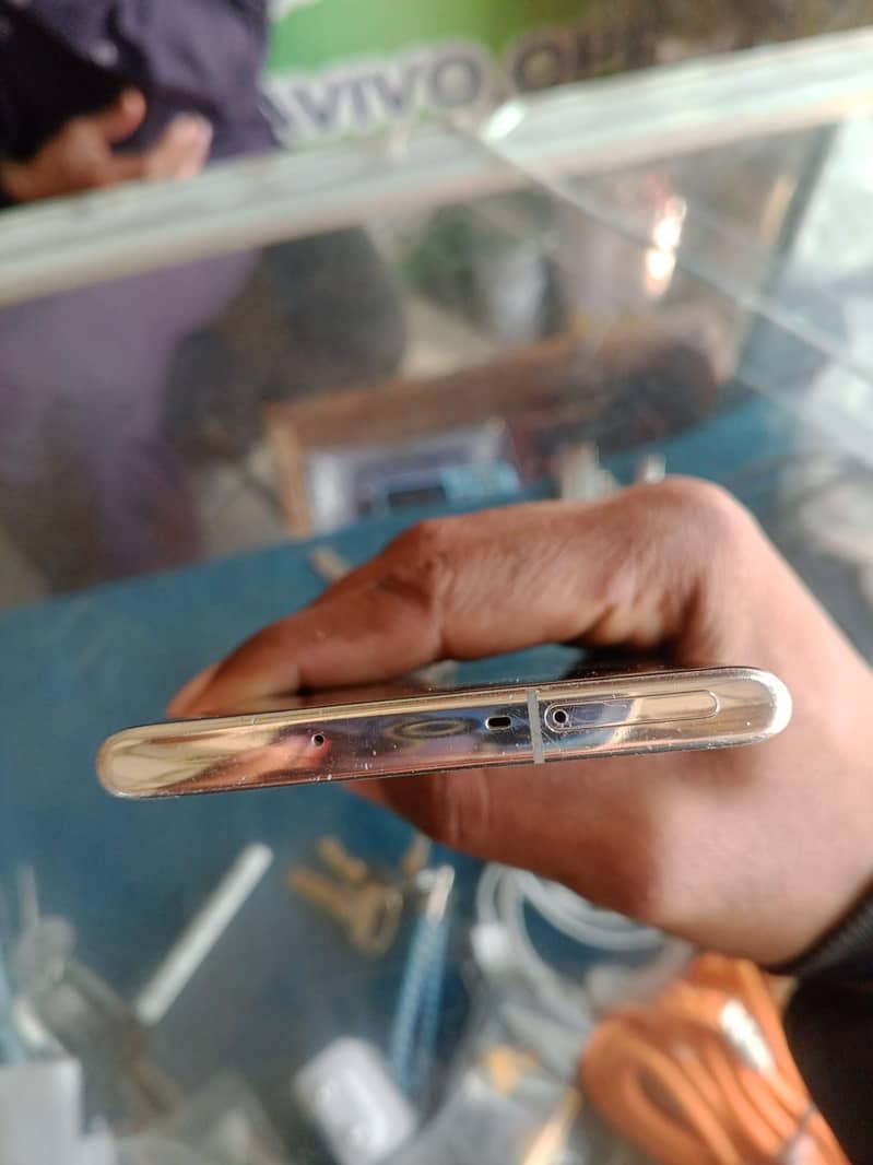 mobile  Complete  name 3