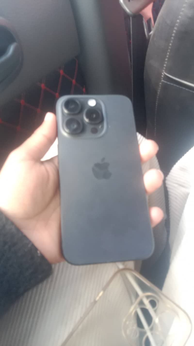 Iphone 15 Pro 4