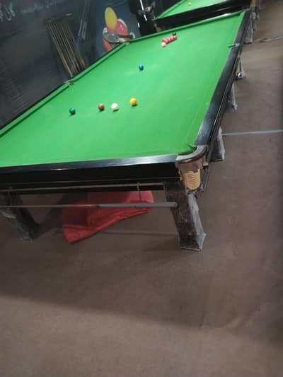 mere pass snooker 6*12 neet and clean