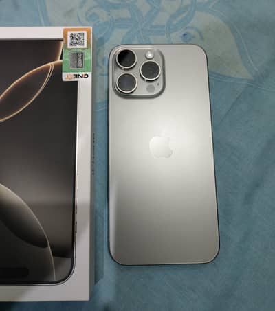 iphone 16 Pro Max, in Warranty