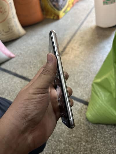Iphone xs max PTA
