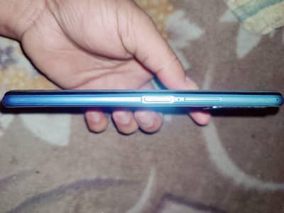 vivo y20s 4gbram 128 memery watsap 03239314619