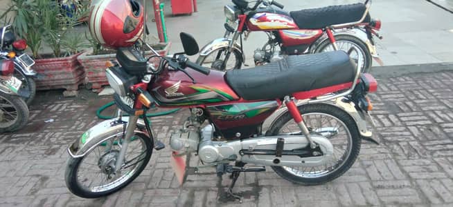 Honda CD 70 first hand used