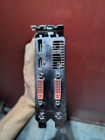 XFX Radeon HD 5870 Black Edition Graphics Card 1 GB GDDR5