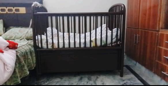 Baby crib