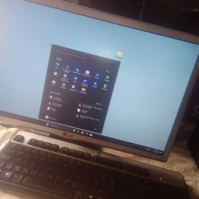 PC  i7 4770 /  12GB RAM  / 256GB