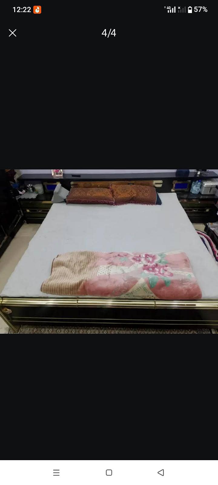 bed and dressing table 0