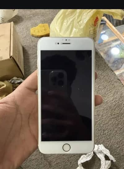 iPhone 6 plas 128 GB with box my WhatsApp number 0347/72/98/721