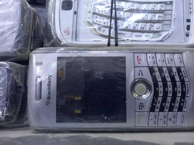 Black Berry housing available in rizwan   model 8100