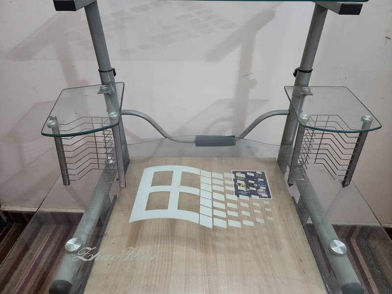 Computer Table for Sale 0