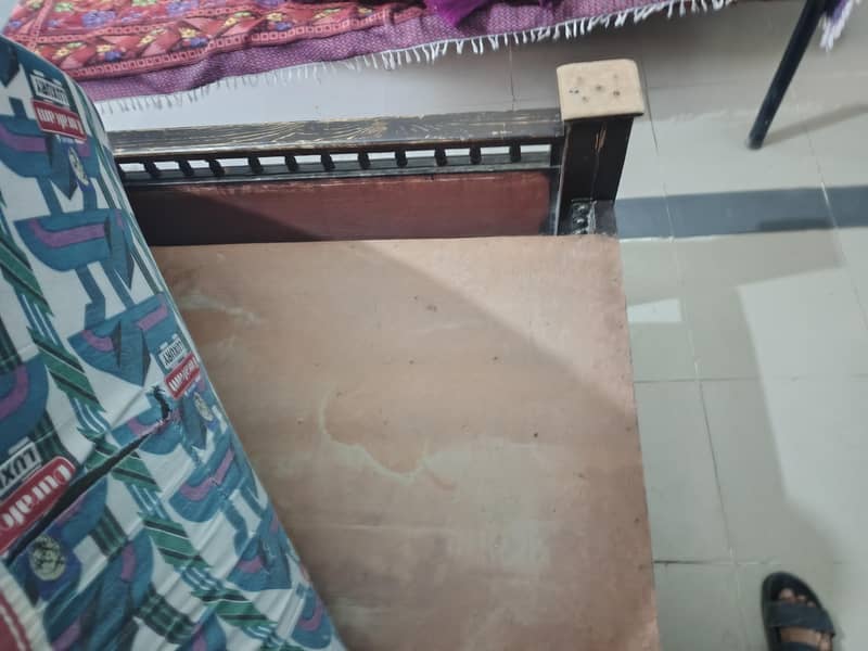 king size bed + Side table + Dressing Table 4