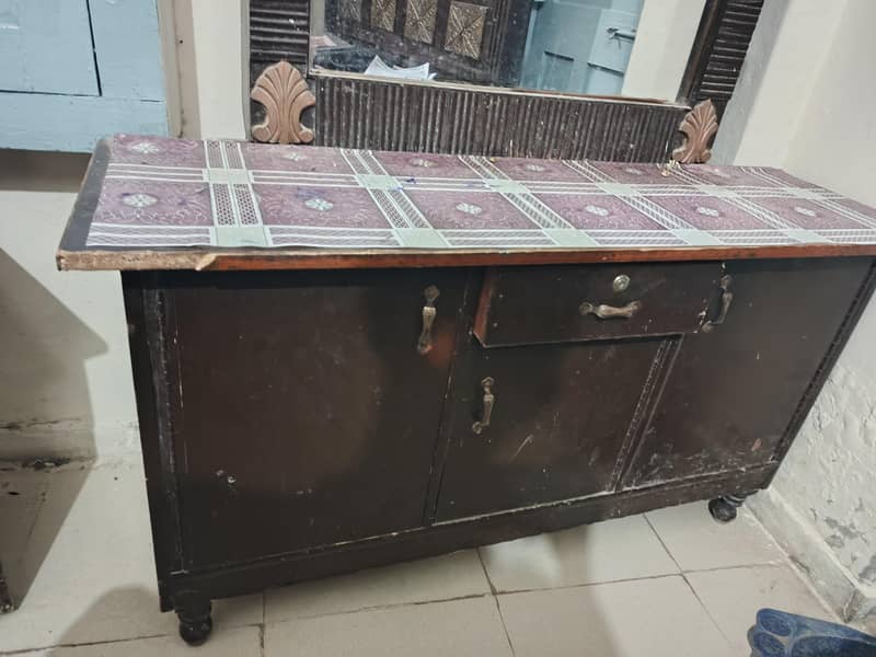 king size bed + Side table + Dressing Table 11