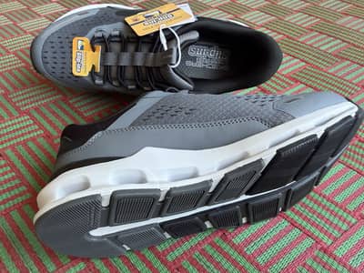 Shoes for sale - Skechers - Brand new