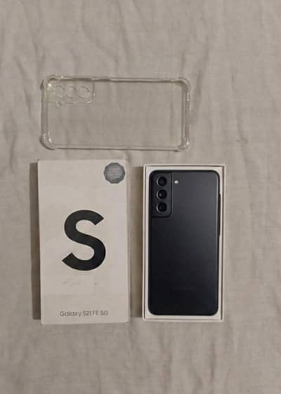 Samsung S21 Fe 8/128 Official PTA W Box