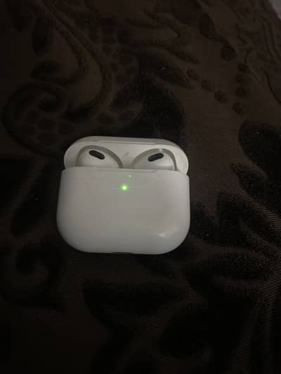 earpods  iphone model: A2031 version:3A283