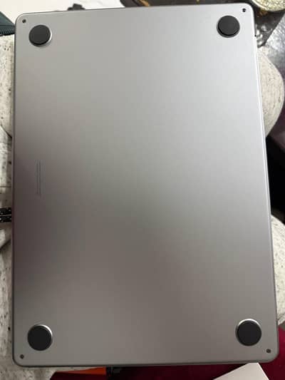 MacBook Air M2 13.6-inch | 8GB RAM | 256GB SSD | USA Gift | Box Pack