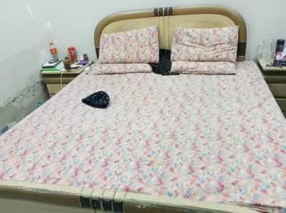 Queen Size Dubble Bed With side Table Urgent for Sale