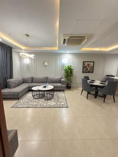 2 Bed Luxury Apartment Goldcrest Per Day Rent