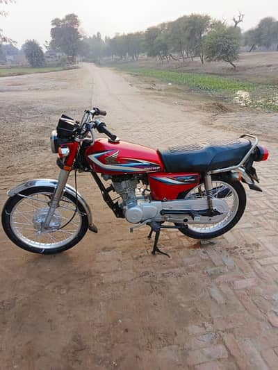 Honda 125 all documents clear for sale 03102729682