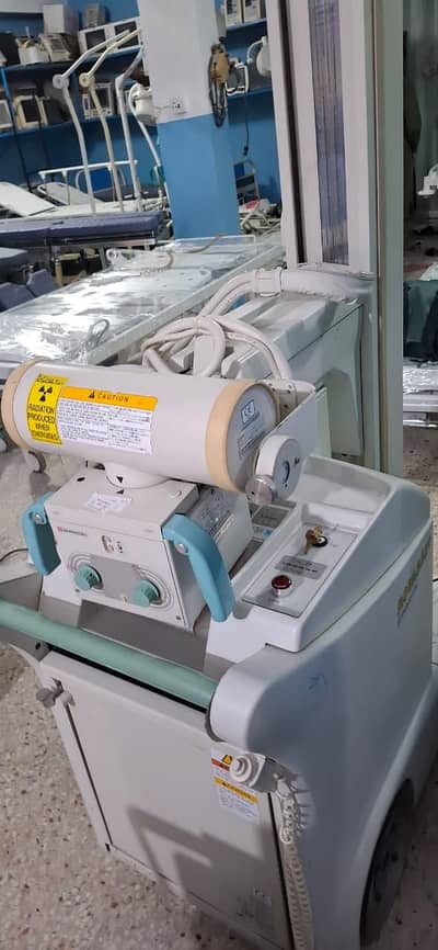 xray machine with CR SYSTEM avaiable