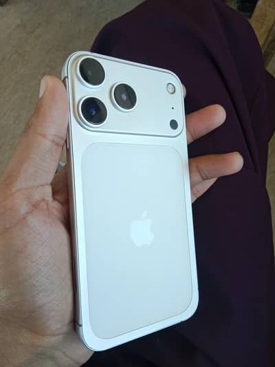 IPhone XR convert into 17pro