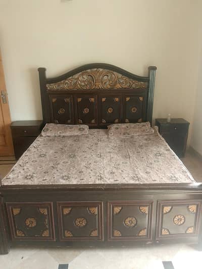 Solid Wood King Size Bed Set with Dressing Table