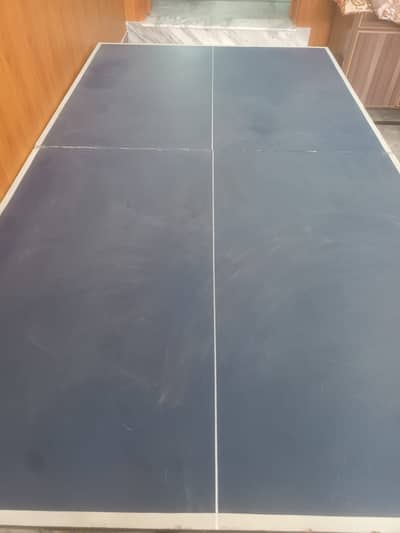 table tennis table 9/10 condition