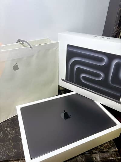 Apple Pro Notebook (M1)