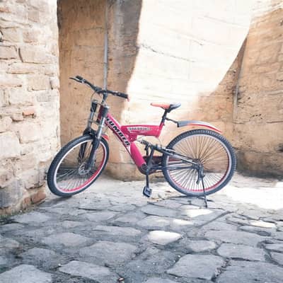 Hummer Mountain Bicycle – Red | Dual Suspension | Good Condition