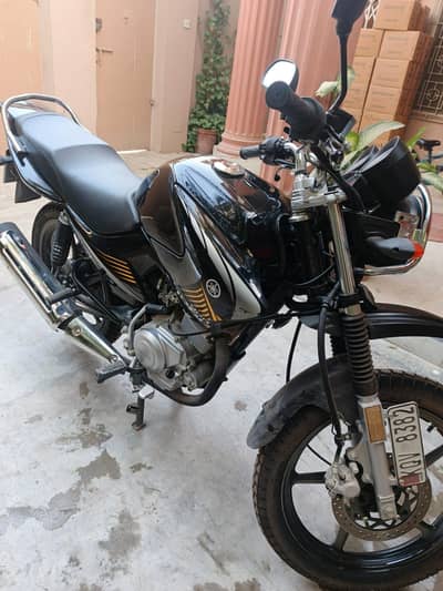 Yamaha YBR 125G 2025