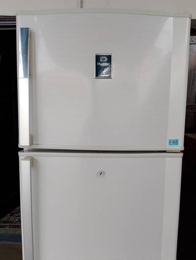 Dawlance refrigerator one hand use