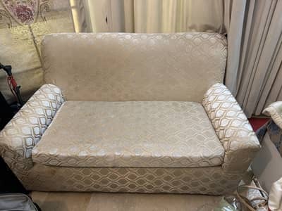 White sofa, urgent sale