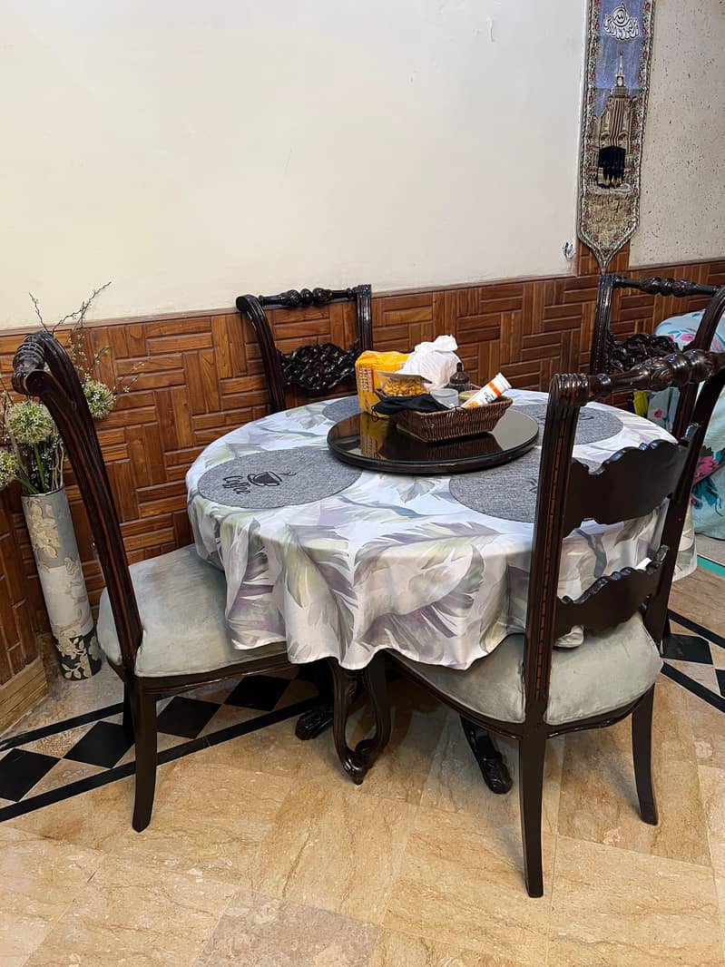 Dinning table 6 seter 0