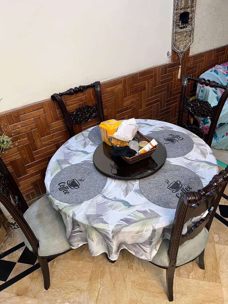 Dinning table 6 seter 1