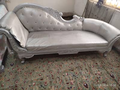 sofa urgent sale
