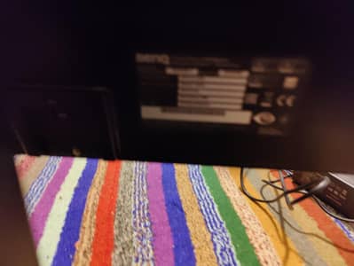 BenQ 24 inch led borderless 1920 × 1080 line ha pic attached