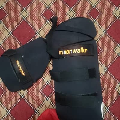 Cricket Thigh Pad (Hard Ball) – Used Description: