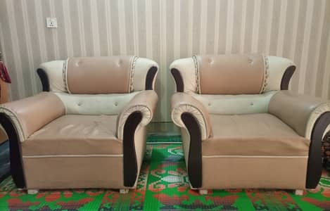 5 seater sofa for sale in normal condition