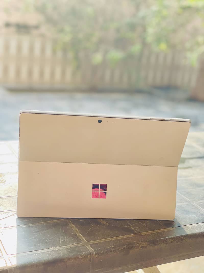 Microsoft surface pro 4