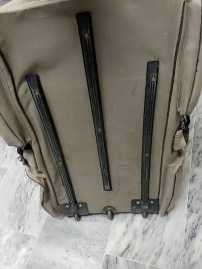 cricket kit bag in good condition