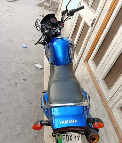 Yamaha YBR 125